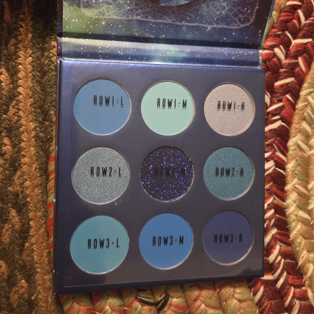 Mystic Blue Eyeshadow Palette